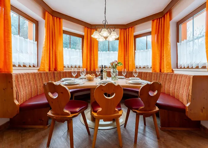 シャレー Vorderjausern *